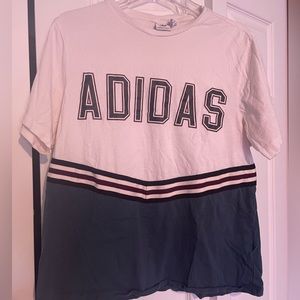 Adidas T-shirt